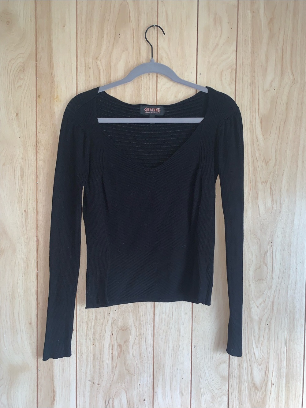 Shyanne Black Ribbed V-Neck Long Sleeve Top